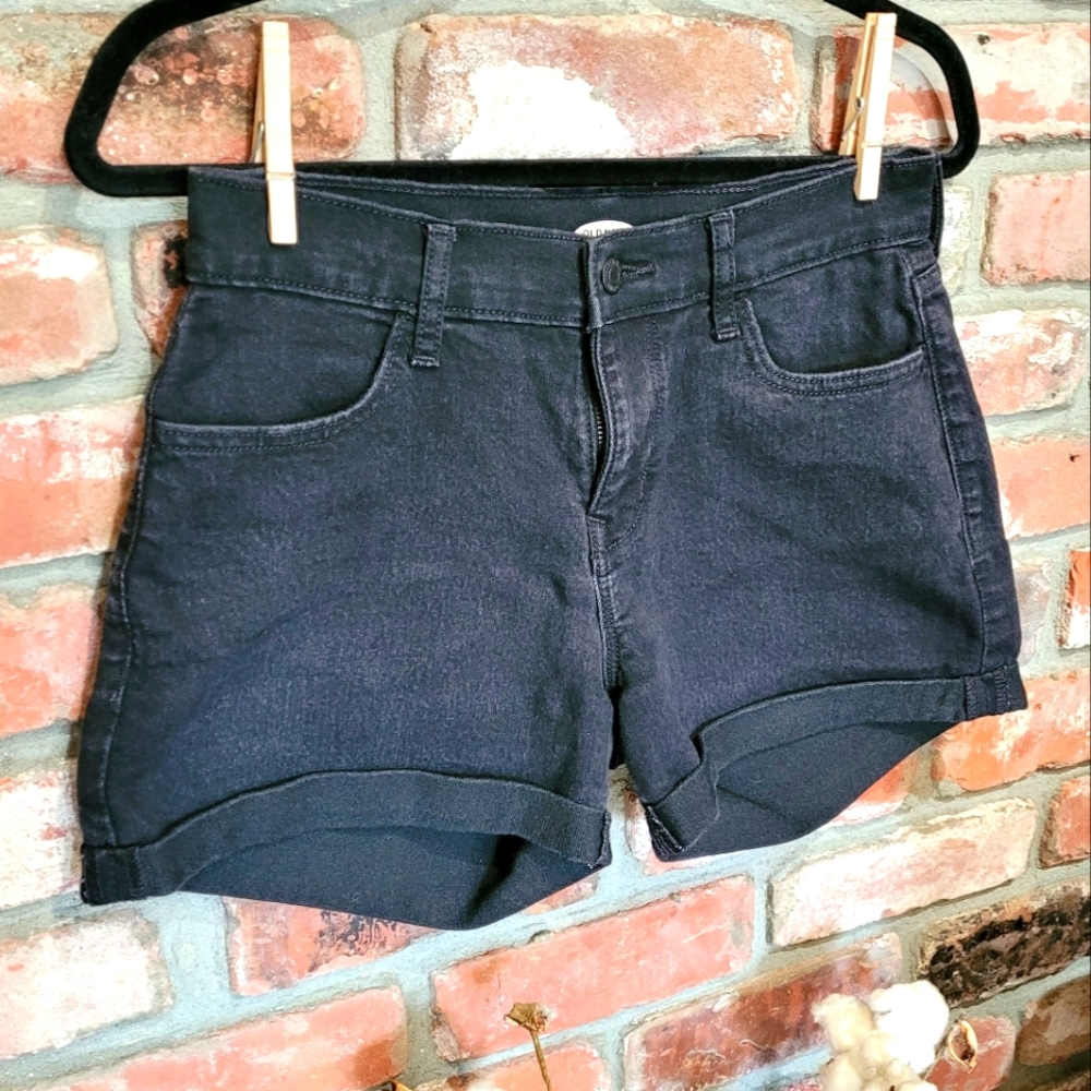 Old Navy Black Denim Cuffed Shorts Size 4⛱️